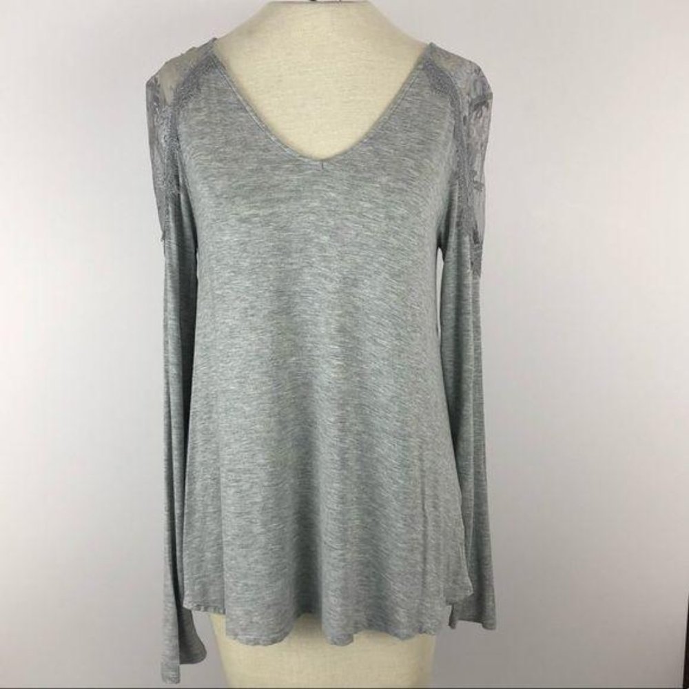 3/$25 AmericanEagle soft&sexy medium grey lace top
